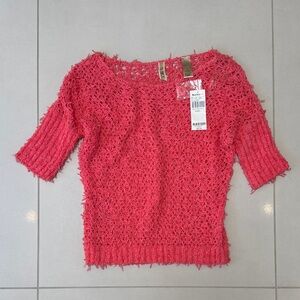 Buckle Vibrant Pink Knit Top
